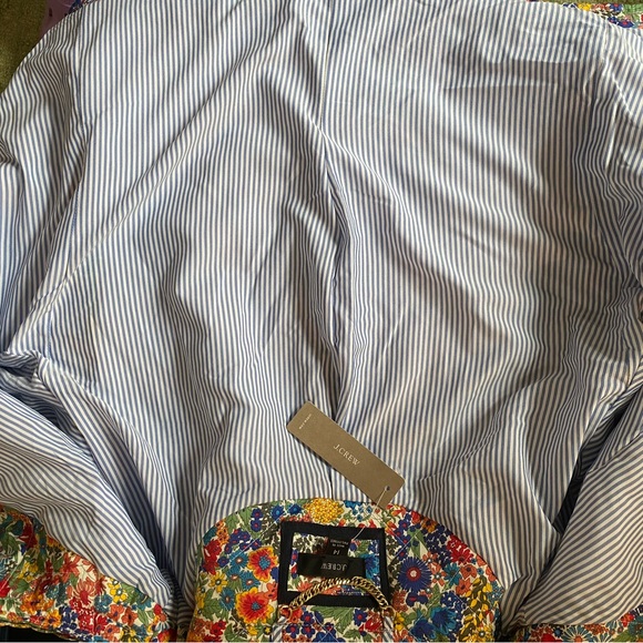 Quilted jacket in Liberty® Margaret Annie print - Picture 6 of 7